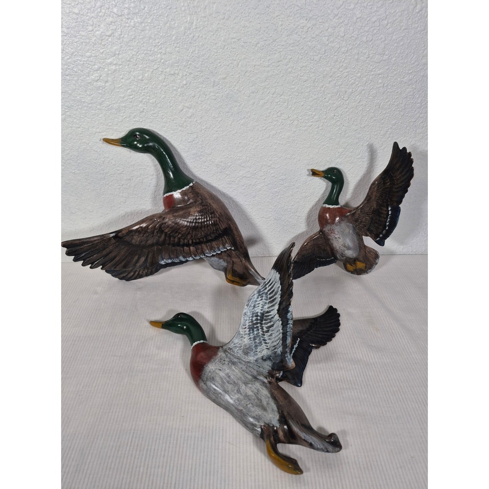 Vtg Atlantic Mold Flying Mallard Duck Wall Decor Set of 3 Hand Painted Art